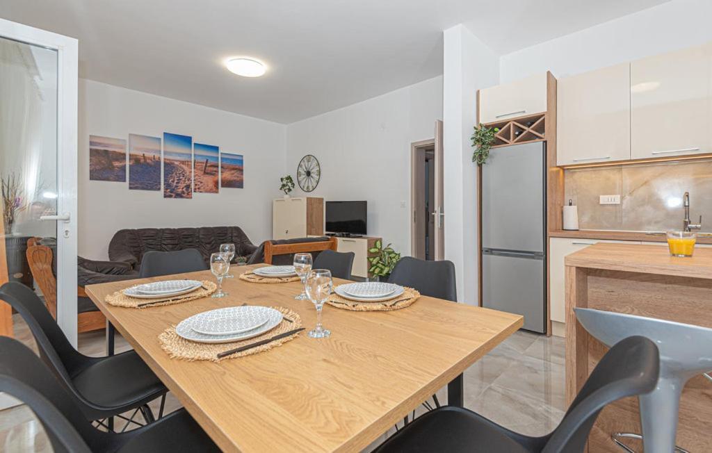 Holiday Home Gveric Водице Екстериор снимка